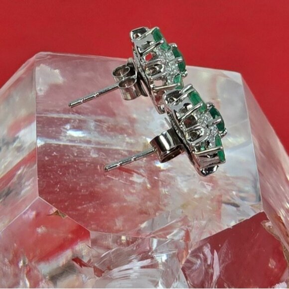 925 Sterling Silver Earrings 1.3x1.3cm with Natural Emerald & Natural Diamonds - Picture 6 of 9
